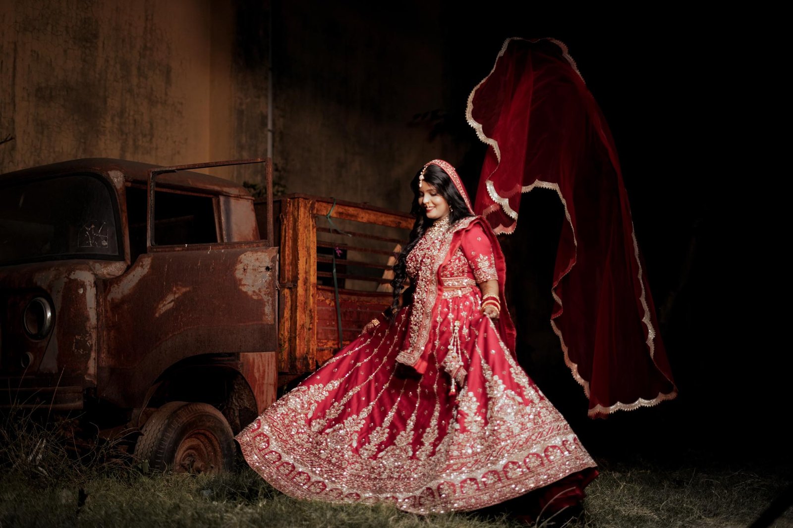 Anajli & Rohan by Kalash Studio